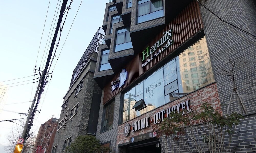Brown Dot Hotel Masan 7/50
