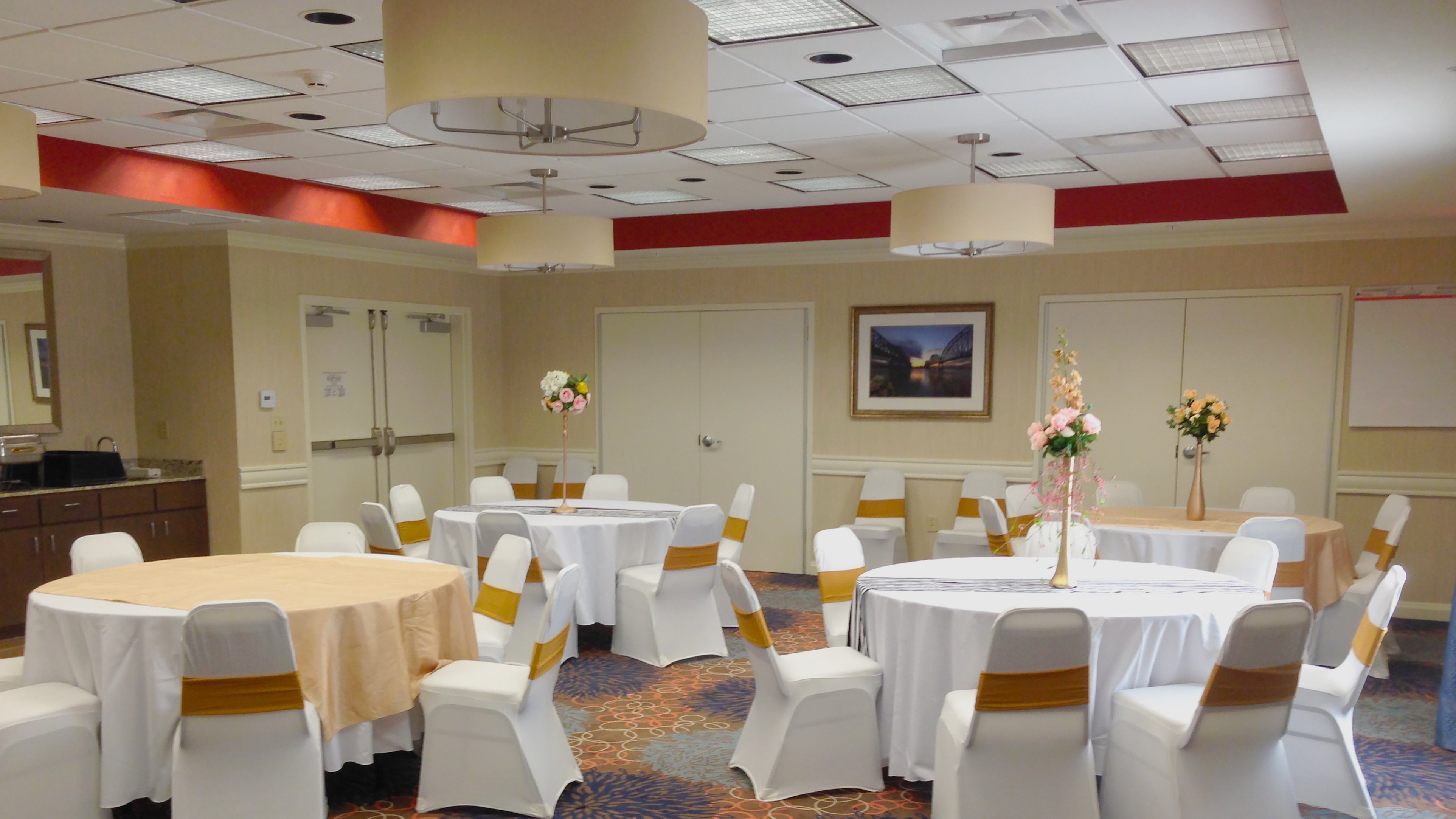 Holiday Inn Express Suites Morgan City Tiger Island 36/50
