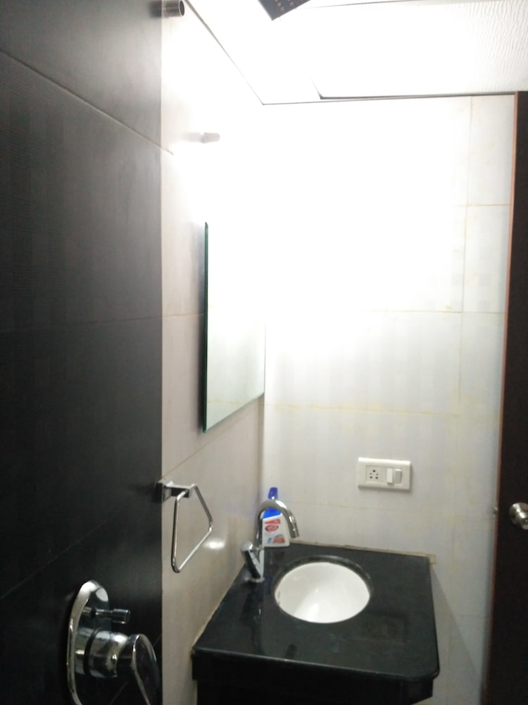 Hotel Everest Inn 22/25