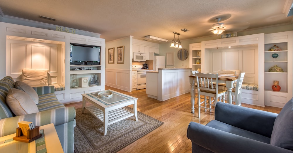 Villas By the Sea Resort Conference Center 38/73