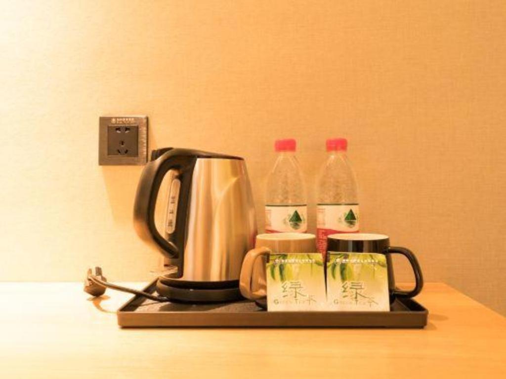 GreenTree Inn Express Hefei Yaohai Wanda Minghuang Road 23/38
