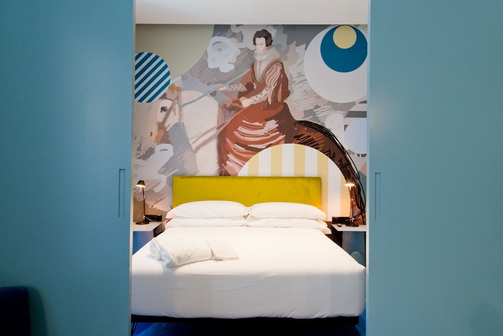 Amor de Dios 17 Boutique Hotel 20/50