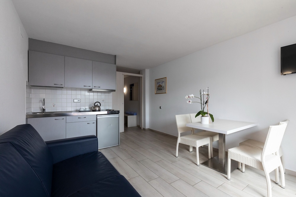 Aparthotel Miami Park 33/58