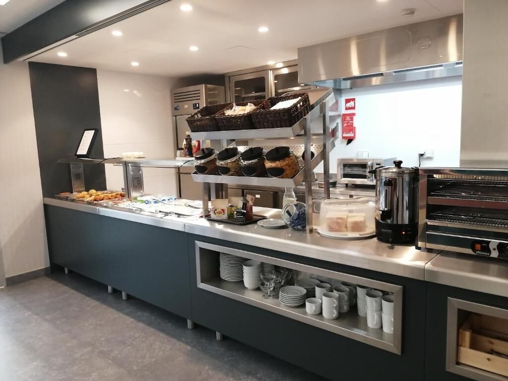 Hotel 3K Porto Aeroporto 44/53