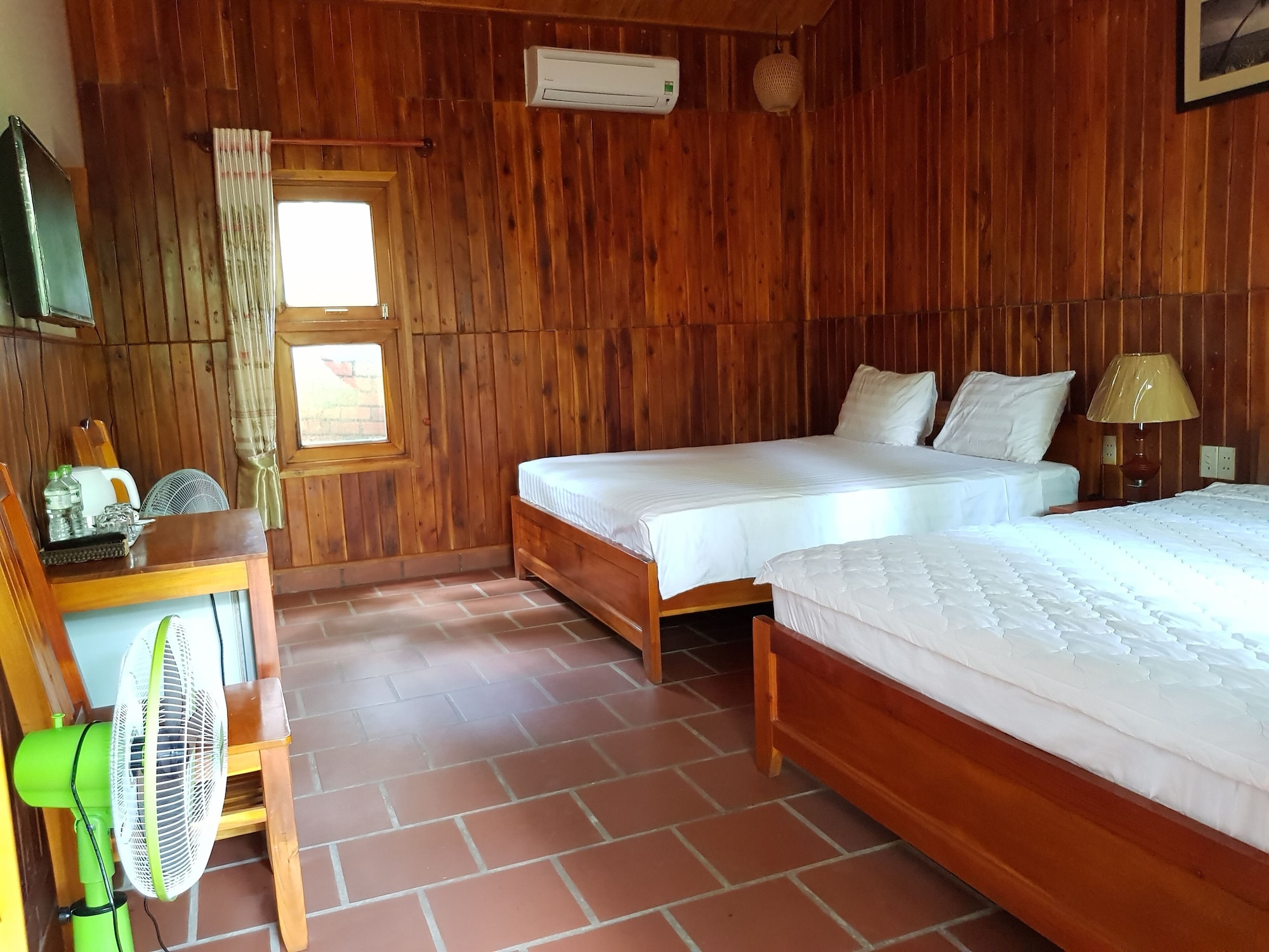 FAMILY, BUNGALOW, 2 DOUBLE BEDS, GARDEN VIEW