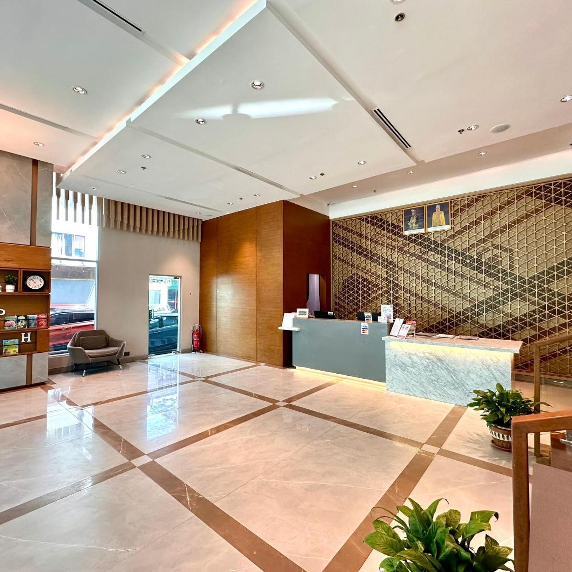 King Park Hotel 7/50