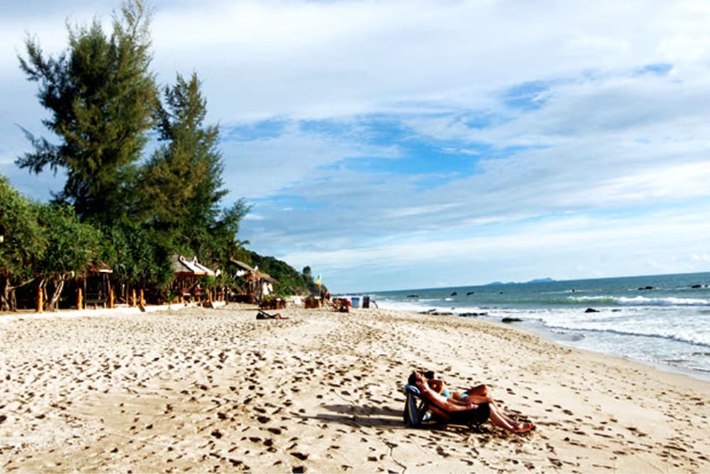 LANTA PARADISE BEACH RESORT 49/60