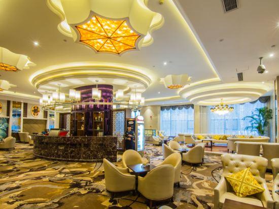 Galactic Garden International Hotel 27/32