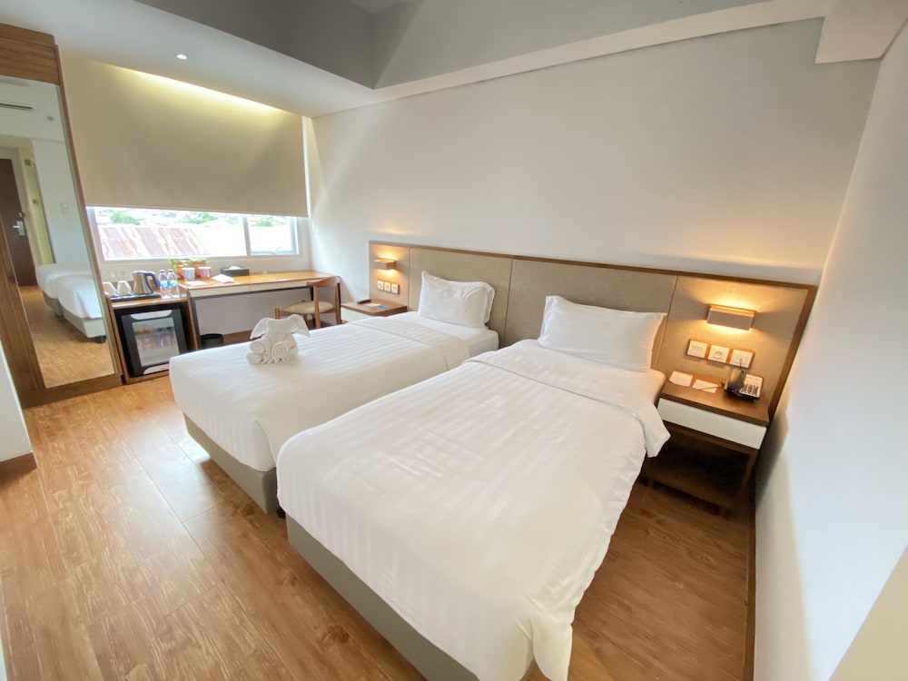 Grand Zuri Ketapang 24/58