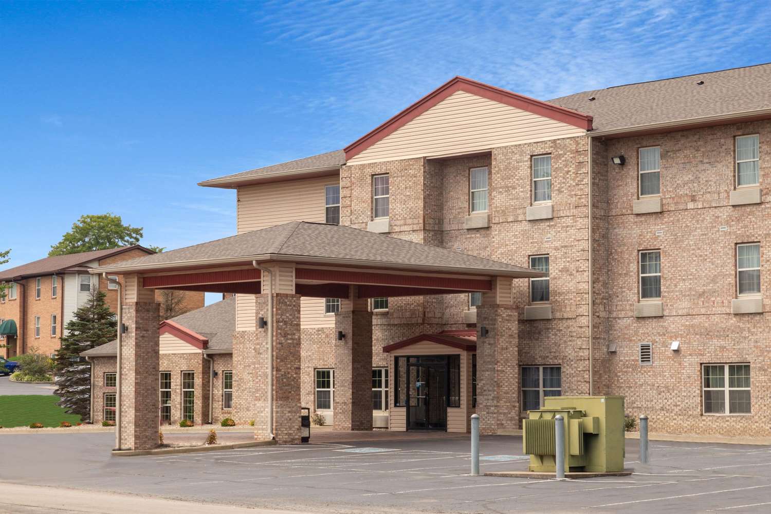 Ramada By Wyndham Sellersburg/Louisville North 3/69
