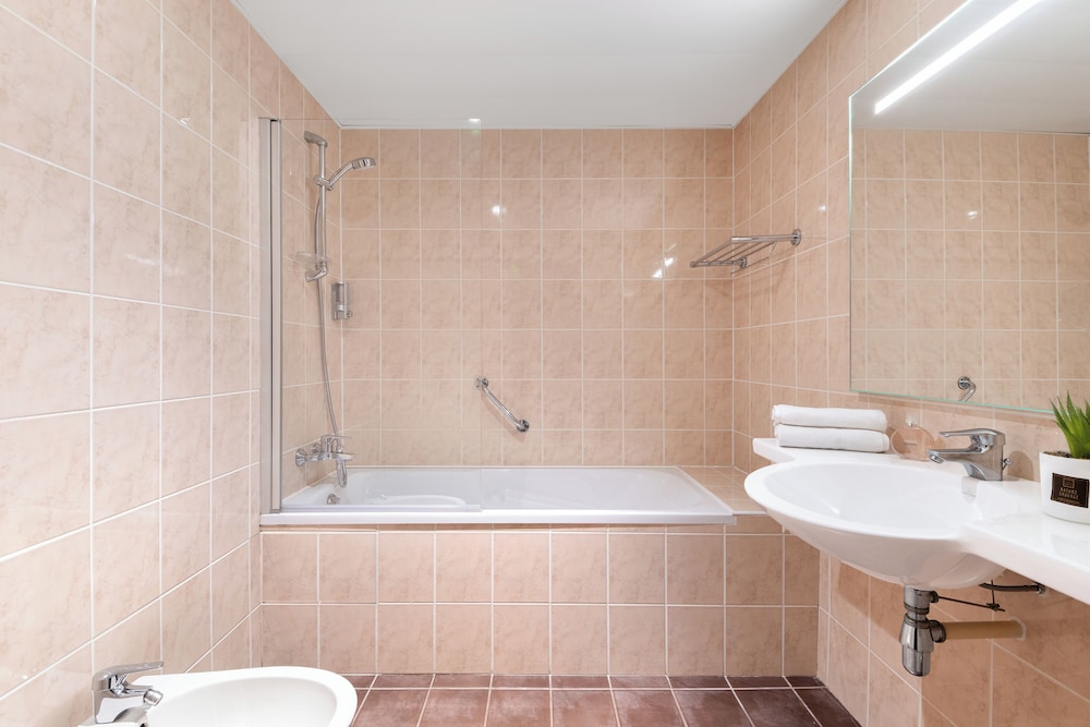 Hotel Eliseo 46/50