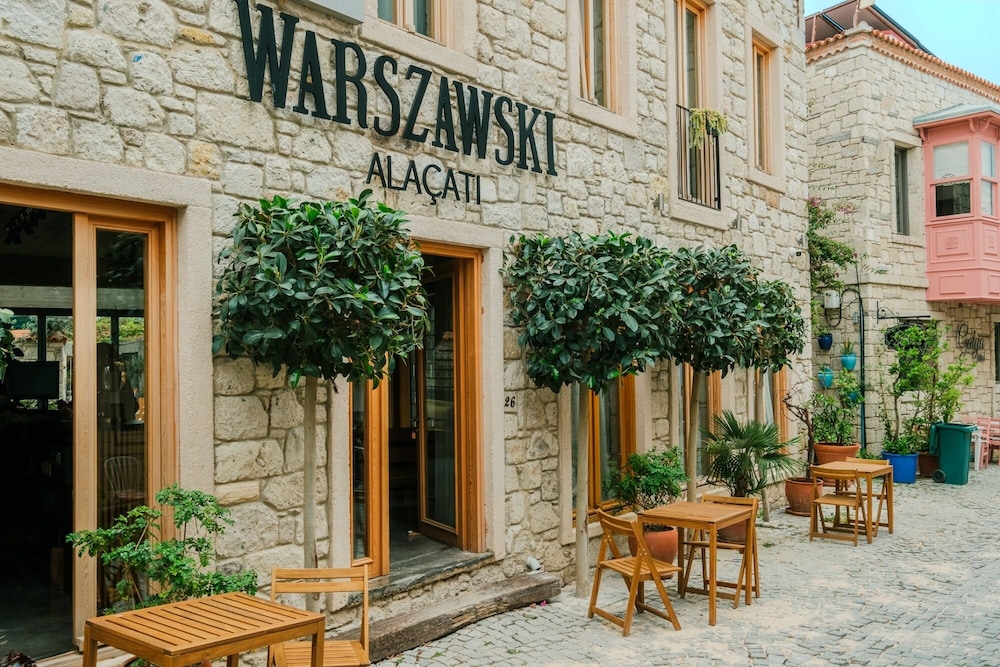 Warszawski Alacati 2/44