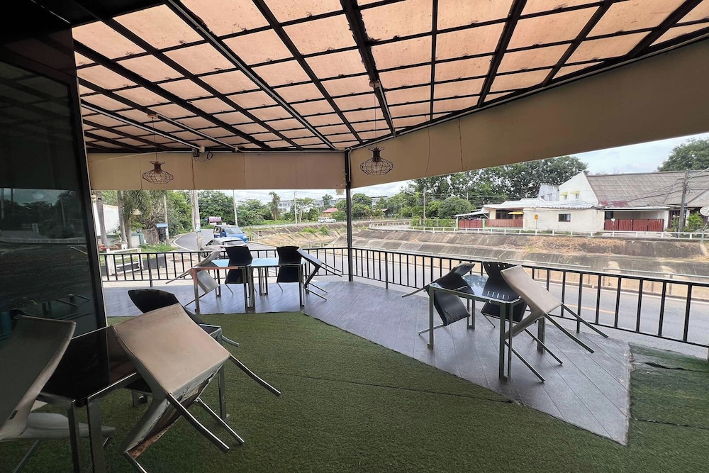 Smile Home Apartment Hat Yai 52/62
