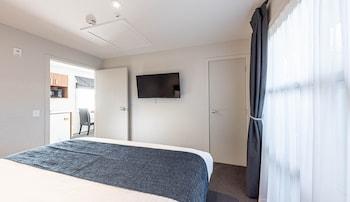 1 BEDROOM, STANDARD