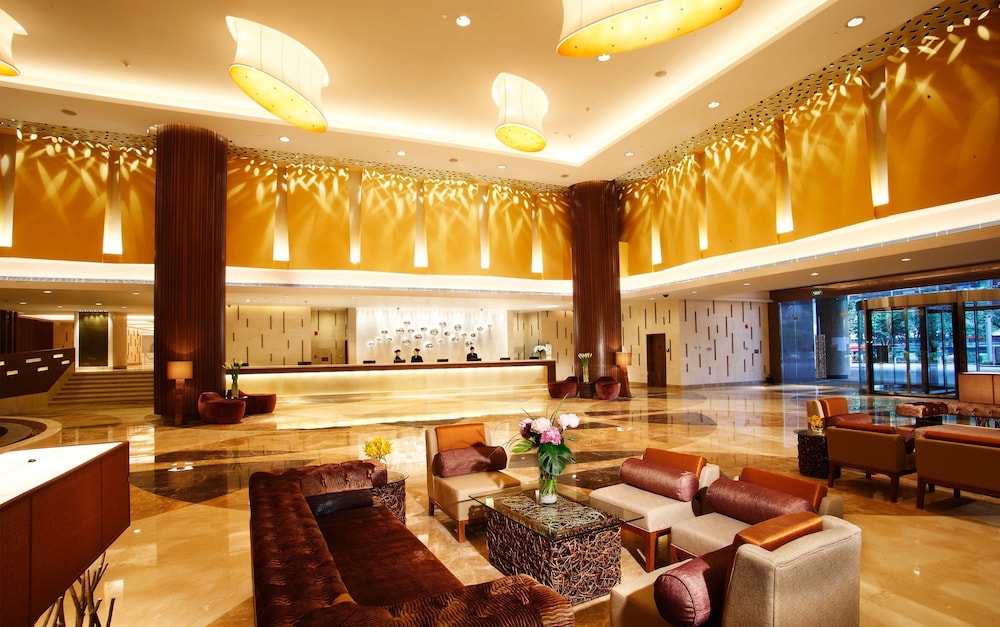 Crowne Plaza City Centre 8/78