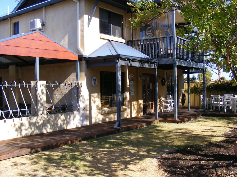 Observatory Guesthouse - Adults Only 6/52