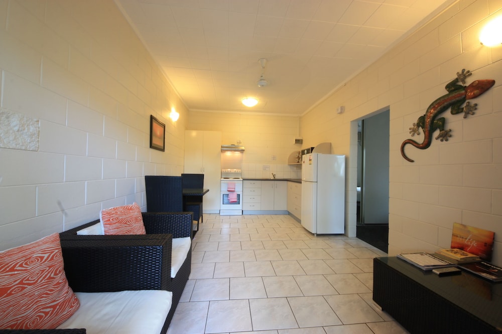 Coconut Grove Holiday Apartments 31/43