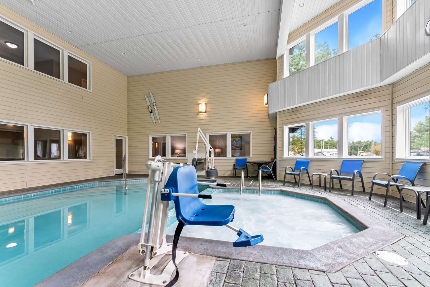 Comfort Inn Traverse City 37/59