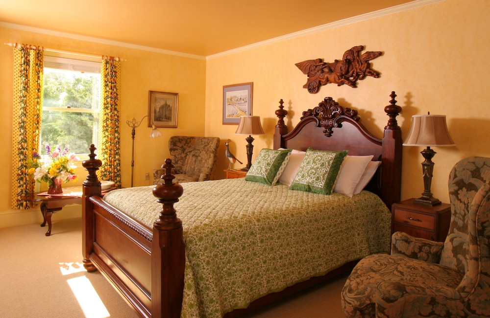 L Auberge Provencale Bed and Breakfast 30/51