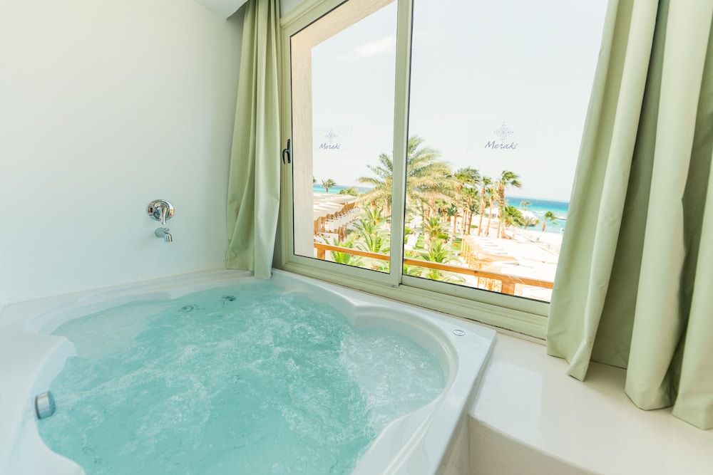 Meraki Resort - Adults Only (Plus 16) 32/62