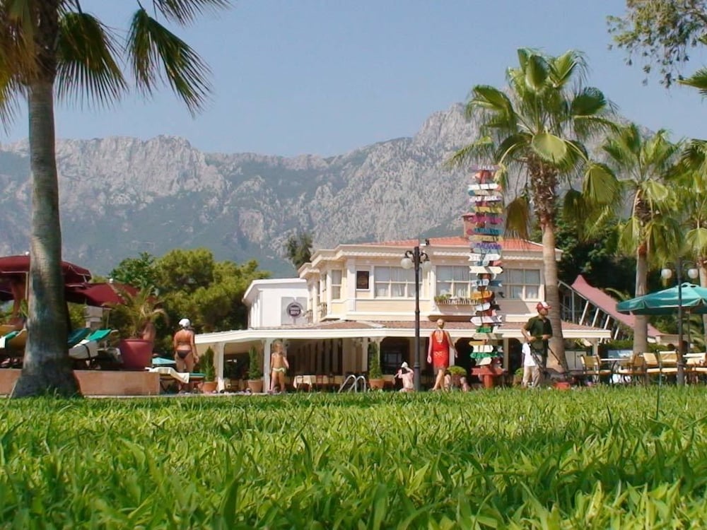 Club Boran Mare Beach 46/50