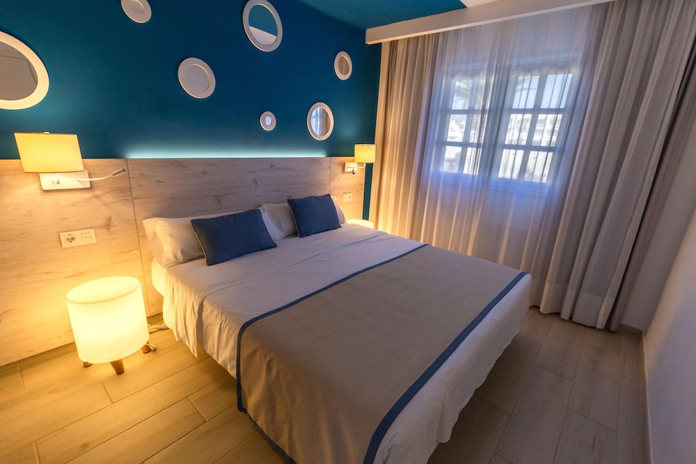 R2 Bahia Kontiki Beach Aparthotel 19/60