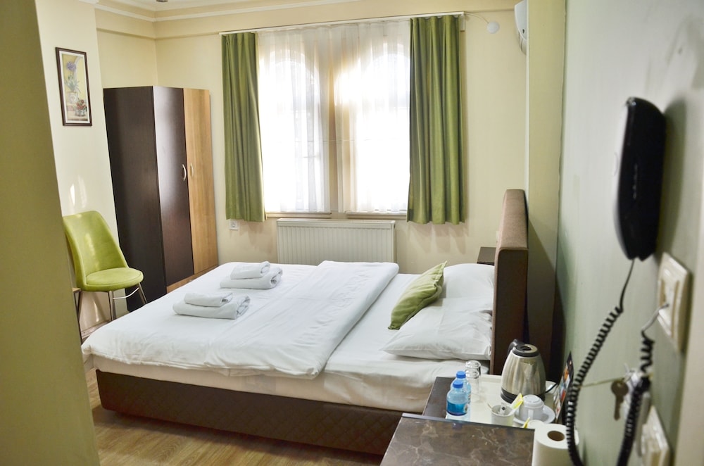 Teras Hotel 13/35