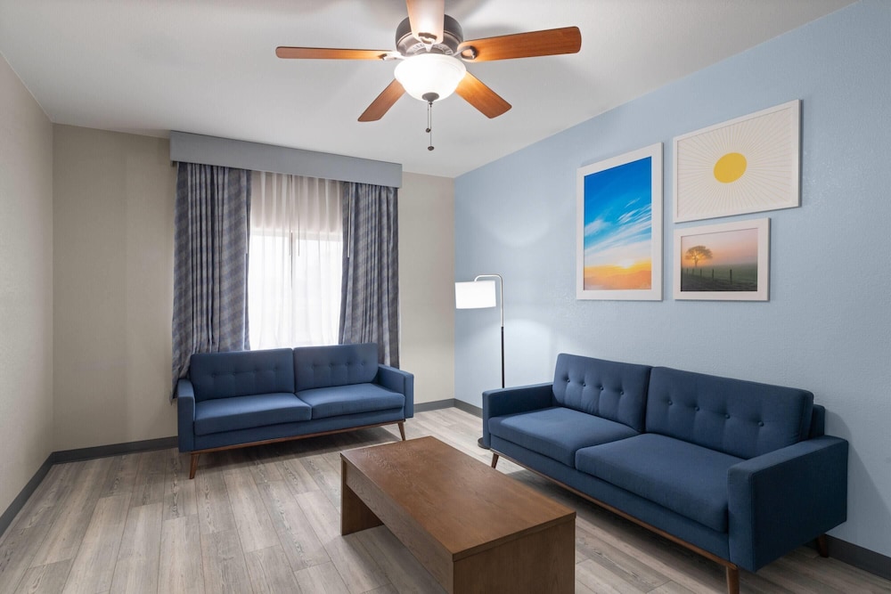 Days Inn by Wyndham Coffeyville 40/63