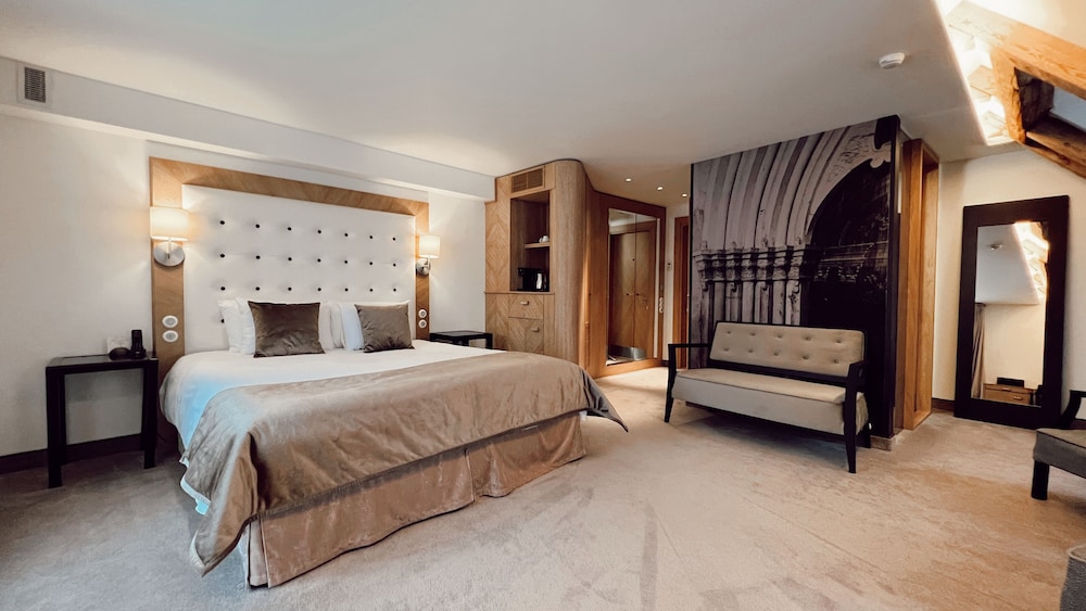 Junior Suite, King Bed