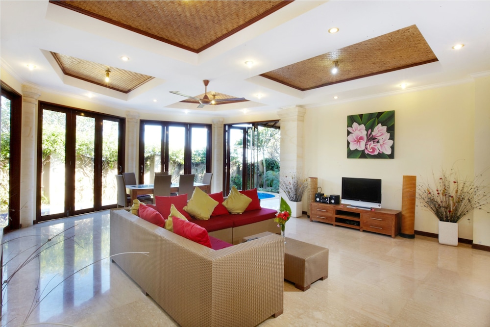Bali Diamond Villas 60/86