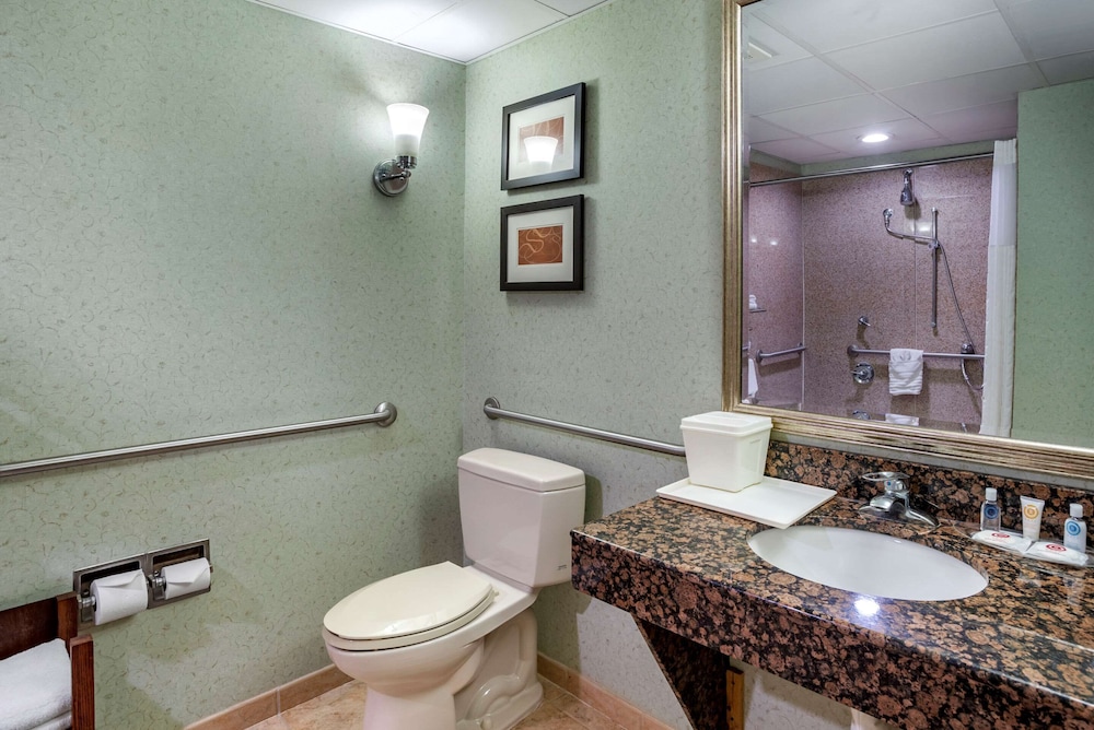 Comfort Suites Hagerstown Southeast 10/39