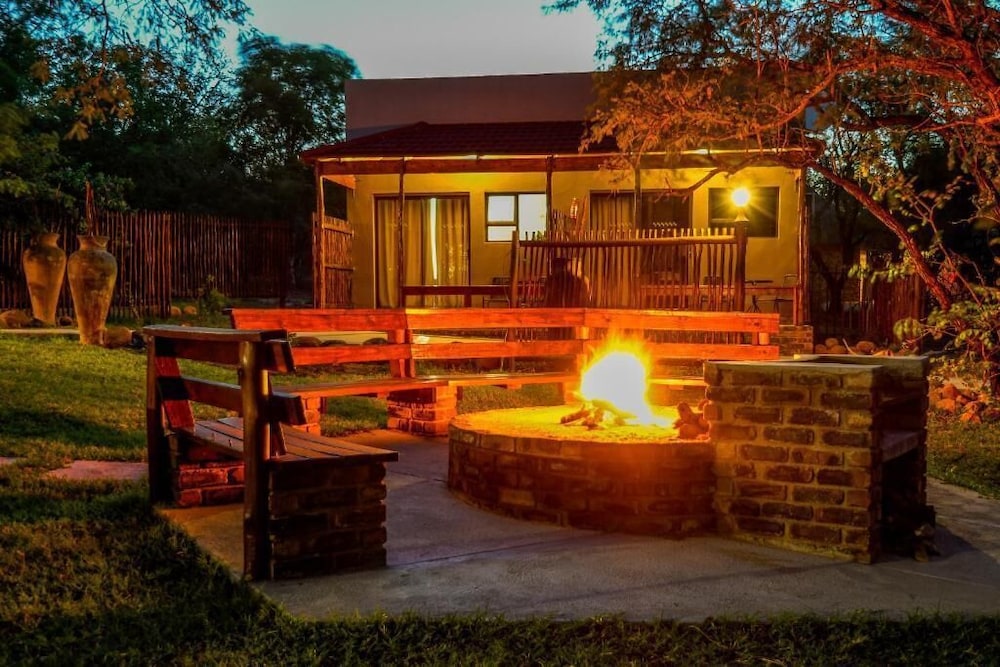 Turaco Lodge 3/47