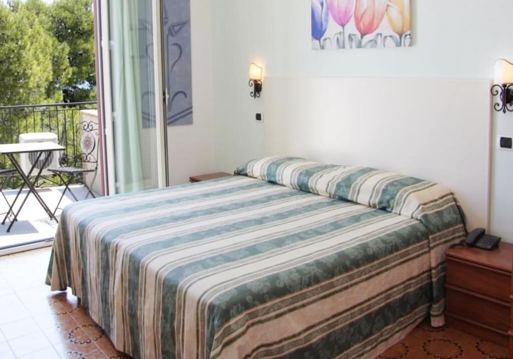 Jonic Hotel Mazzaro' 37/56