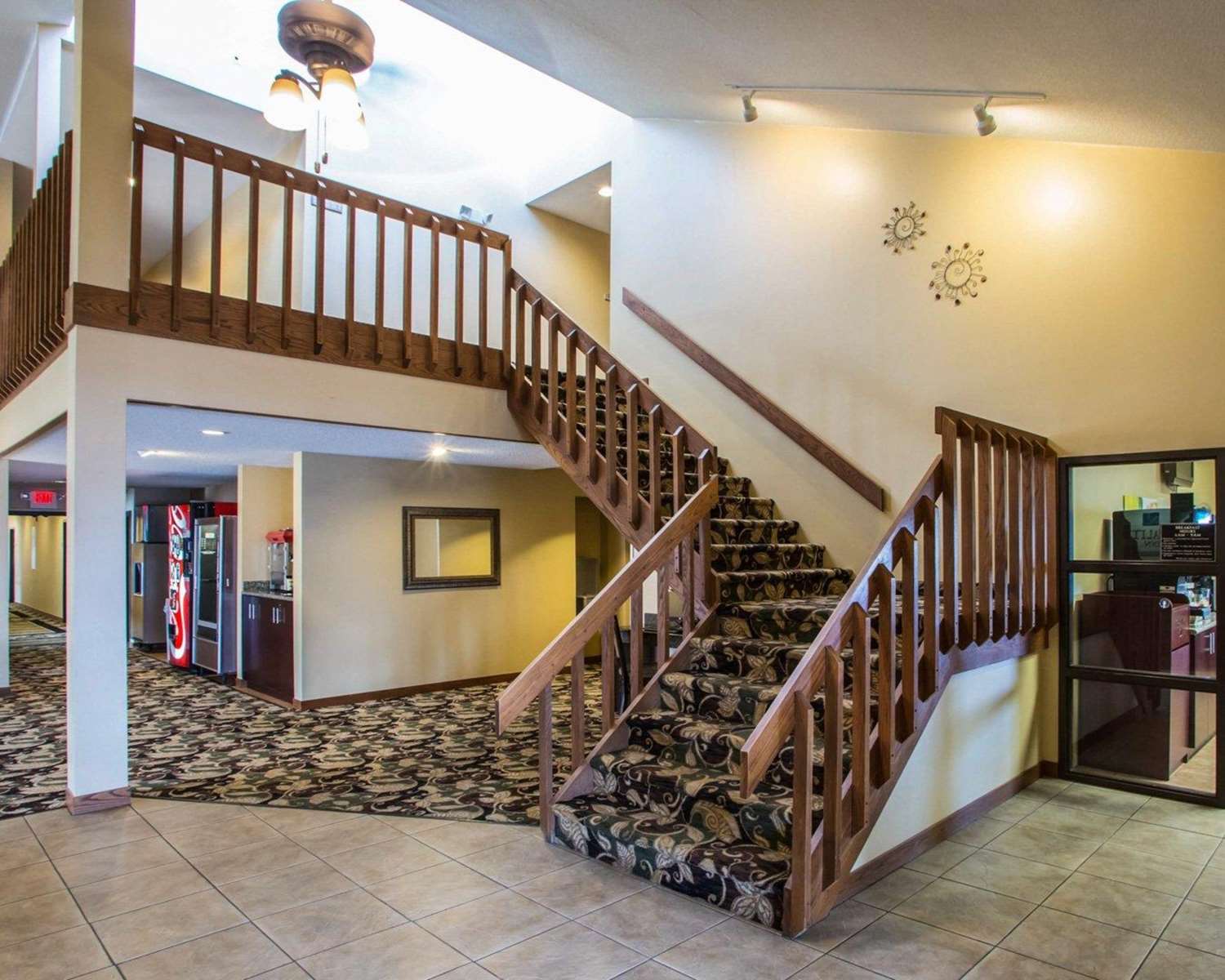 AmericInn by Wyndham Marshfield 3/13