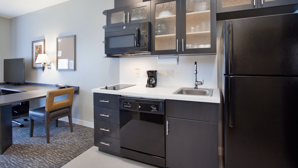Candlewood Suites GRAND ISLAND 30/35