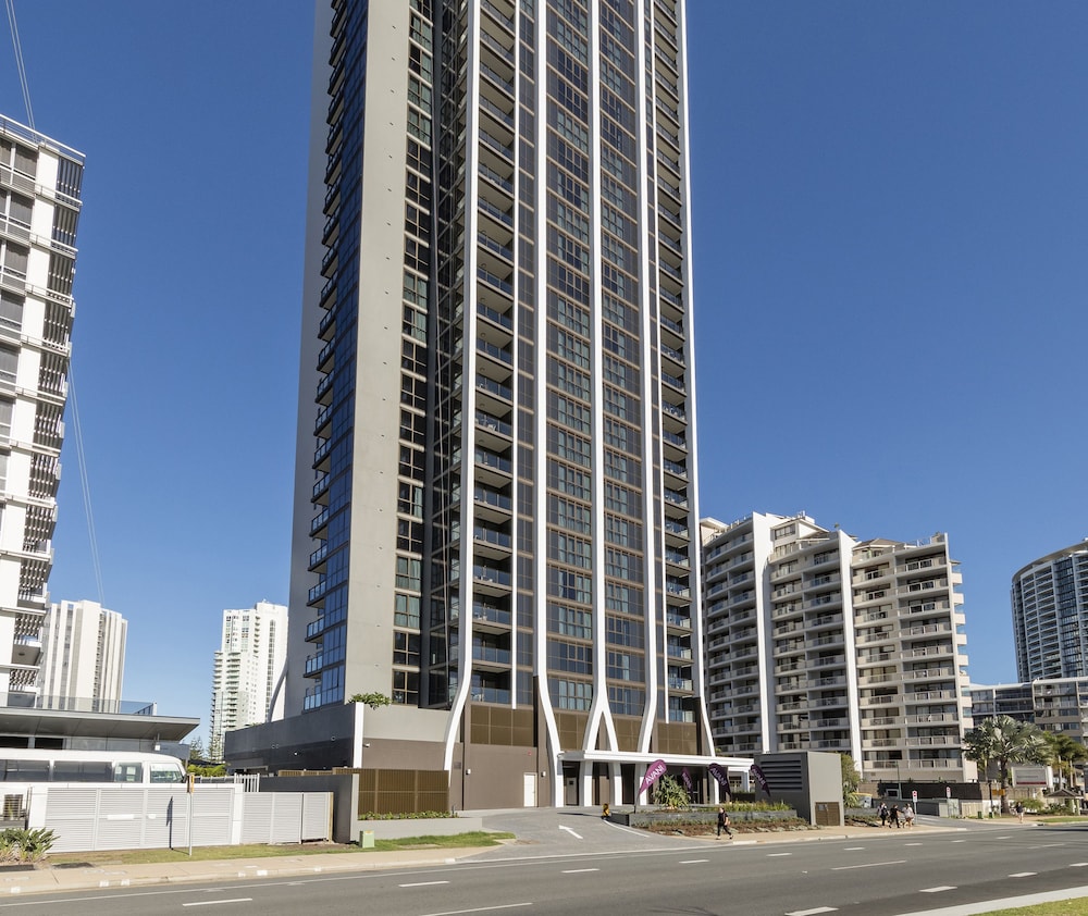 Avani Broadbeach Residences 66/74