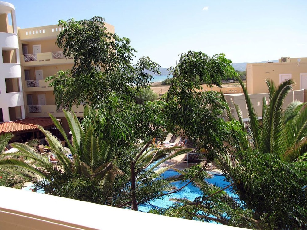 Galini Beach Hotel 46/50
