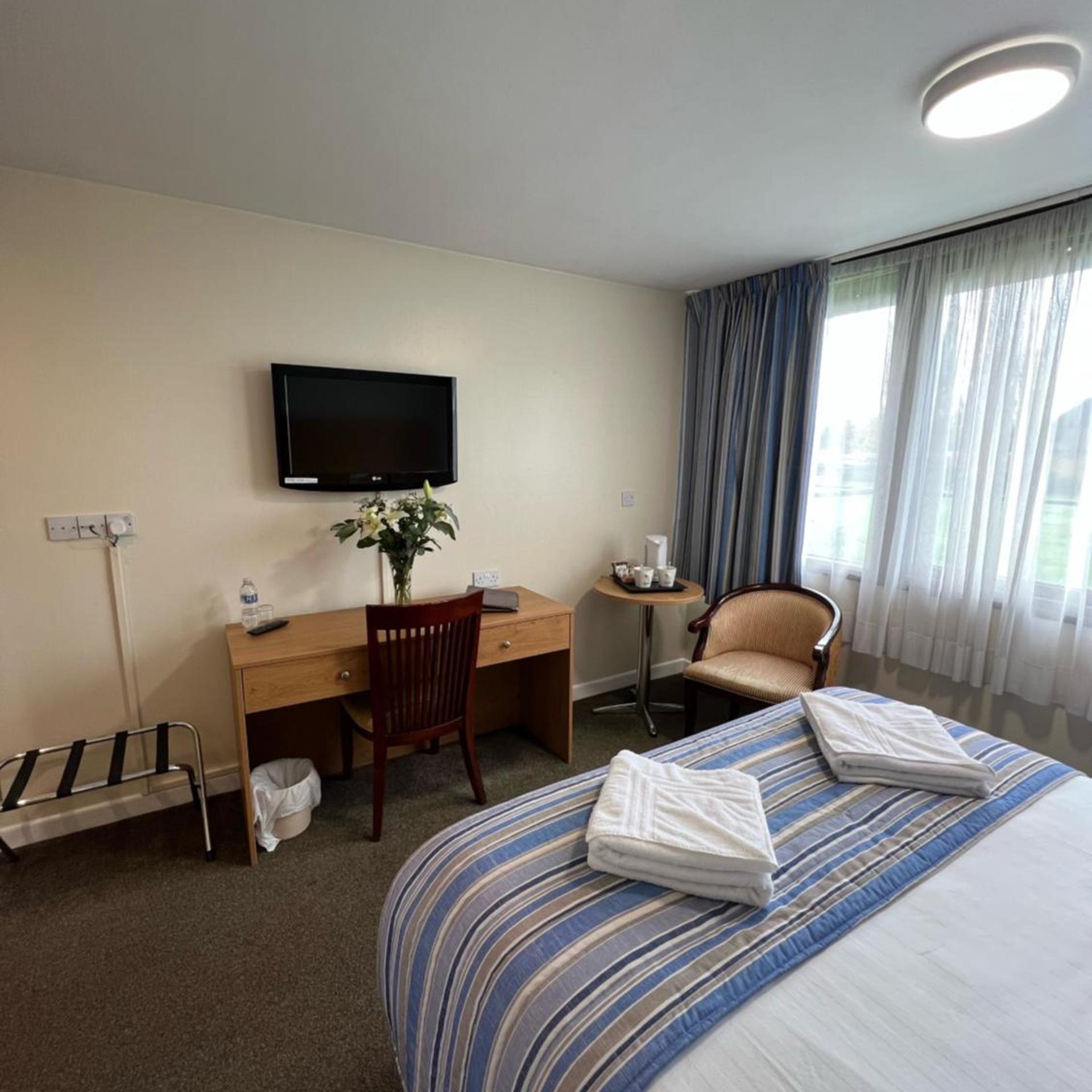 Hermitage Park Hotel 37/42