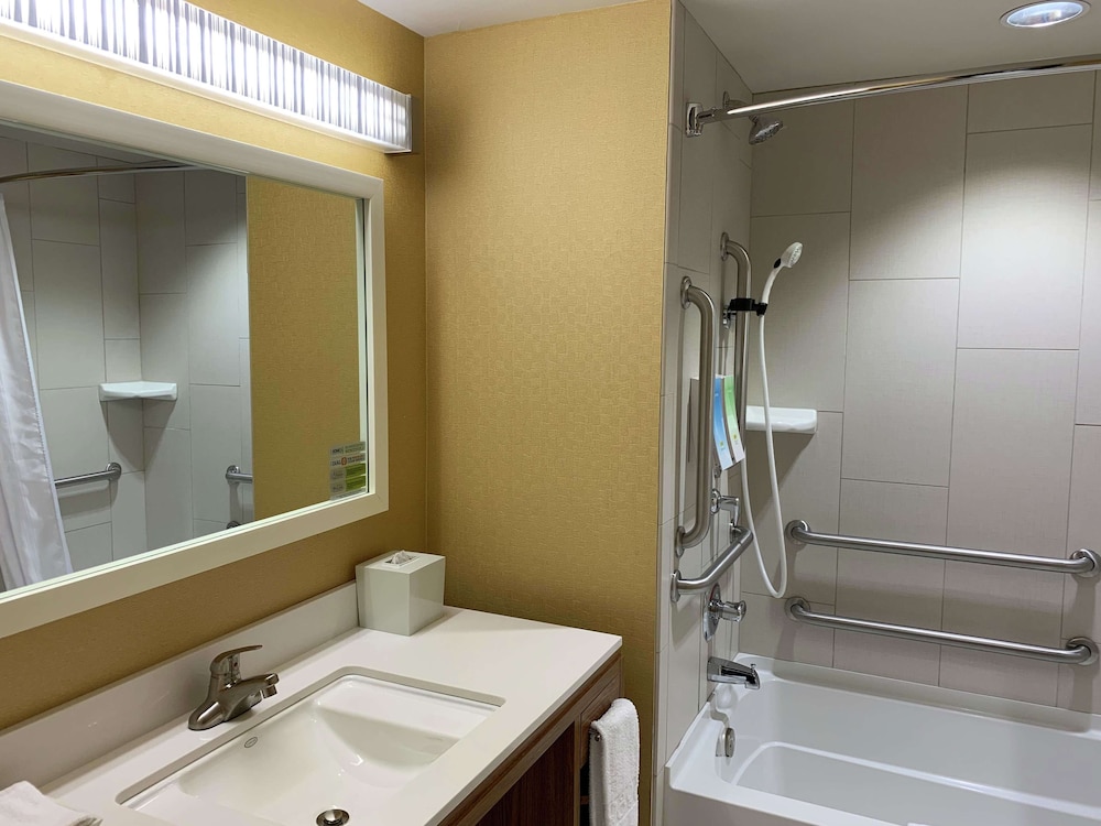 Home2 Suites by Hilton Fort Smith 15/36