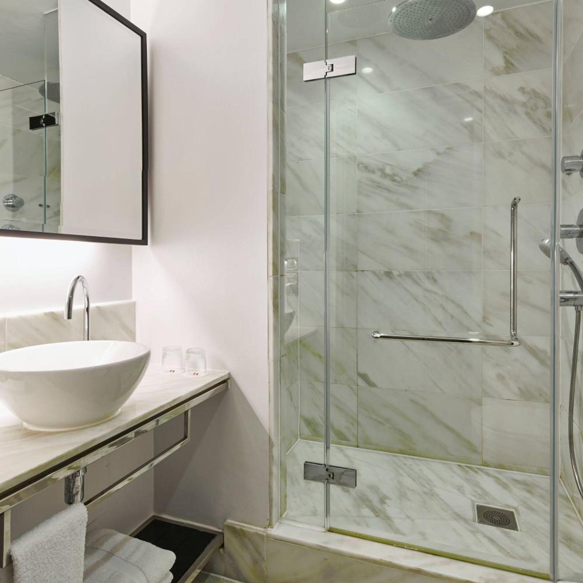 Superior, 2 Double Beds, Square View، Marriott London Hotel Grosvenor Square 6/7