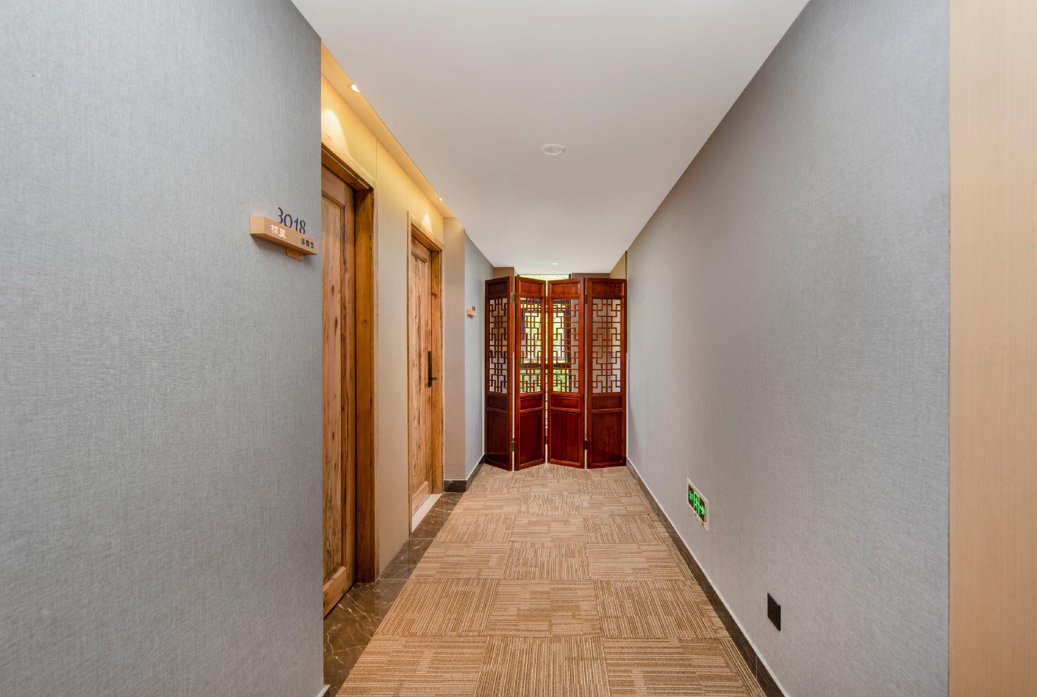 Vienna Hotel Chongqing Creative Park Shangwan Road Subway Station 13/23