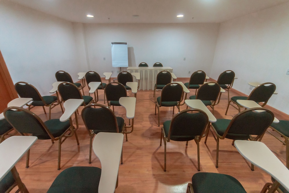 Salvador Business Flat 38/48