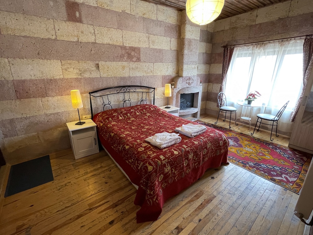 STANDARD, DOUBLE BED