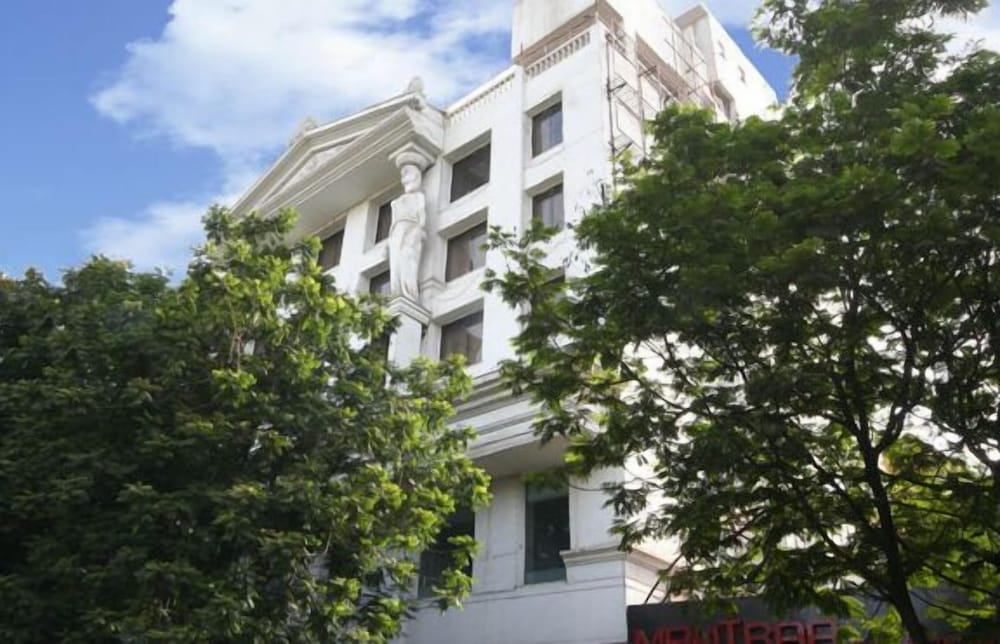 Hotel Dhiraj 19/19