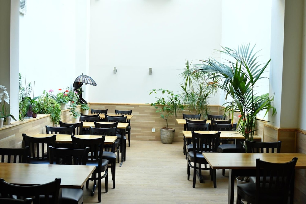 Hotel Munchner Hof 60/70