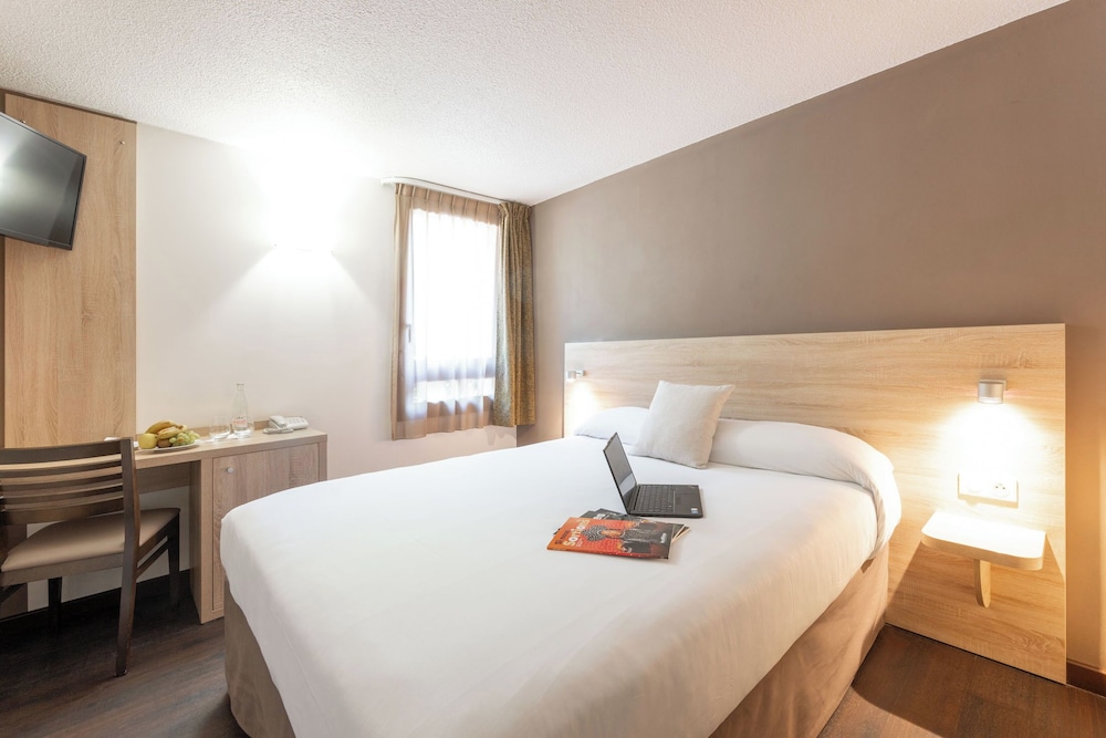Hotel La Cle Des Champs 9/41