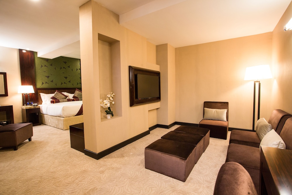 Hotel Royale Signature 51/61