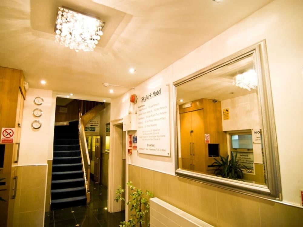 Skylark B &amp; B 3/57