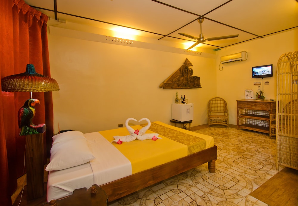 Deep Forest Garden Hotel 21/80