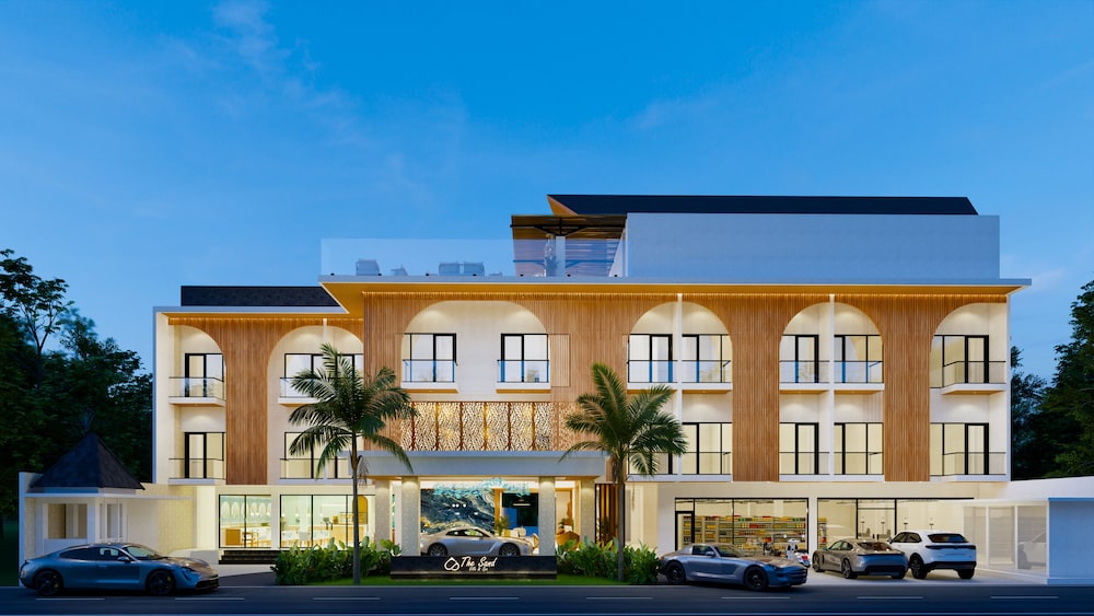 THE SAND Suites & Villas 2/50